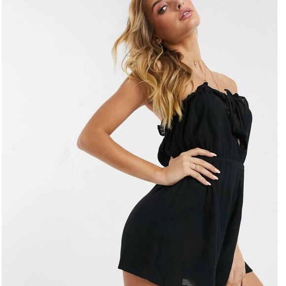 NEW ASOS SEXY BLACK BANDEAU BEACH ROMPER - SIZE: 6 - Picture 5 of 10